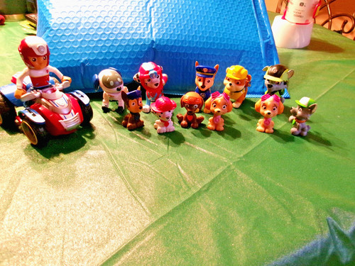 Paw patrol figures assorted - figures,